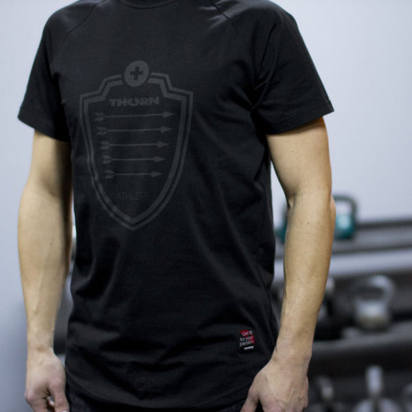 T-Shirt Arrow schwarz made in EU - THORN+fit Schweiz
